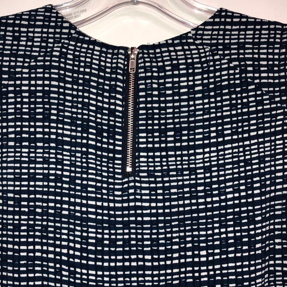 Simply Styled Top - Picture 5 of 5